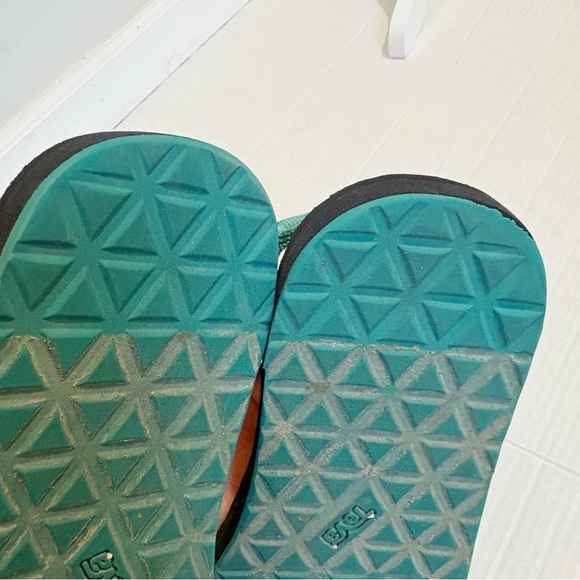 Teva Original Universal Sandals Men’s Size 9 Size Women’s 11 Size EU 42 Colorful - Picture 8 of 11